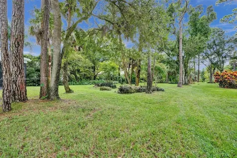 3902 Sanctuary Drive Coral Springs FL 33065