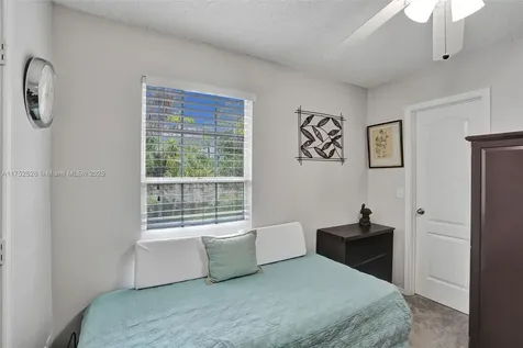 3902 Sanctuary Drive Coral Springs FL 33065