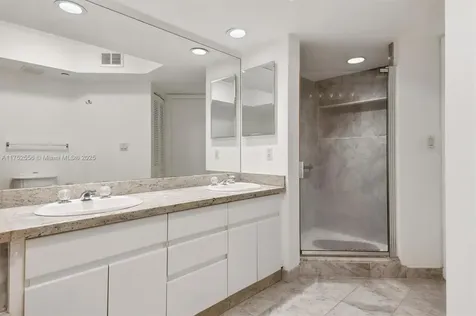 16485 Collins Avenue Sunny Isles Beach FL 33160