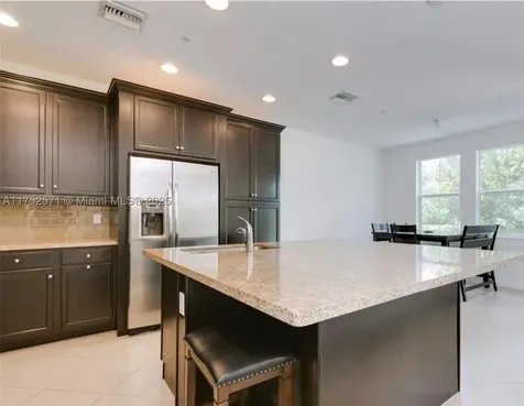 2910 NW 124th Way Sunrise FL 33323
