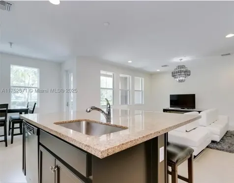 2910 NW 124th Way Sunrise FL 33323