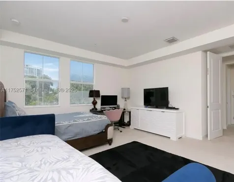 2910 NW 124th Way Sunrise FL 33323