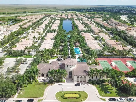 2910 NW 124th Way Sunrise FL 33323