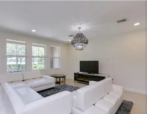 2910 NW 124th Way Sunrise FL 33323