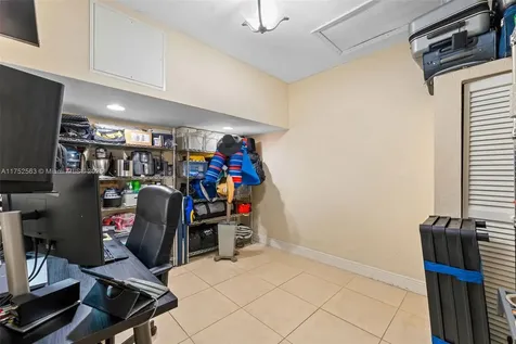 1761 SW 116th Way Miramar FL 33025