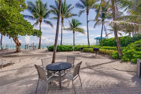 3001 S Ocean Drive Hollywood FL 33019