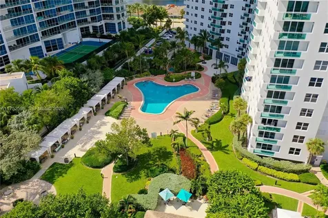 3001 S Ocean Drive Hollywood FL 33019