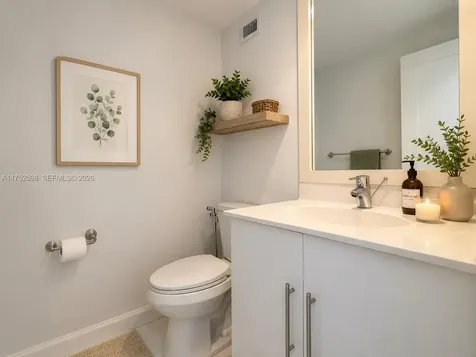 3001 S Ocean Drive Hollywood FL 33019