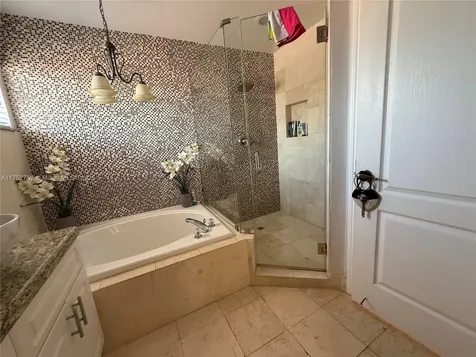 11350 NW 50th Terrace Doral FL 33178