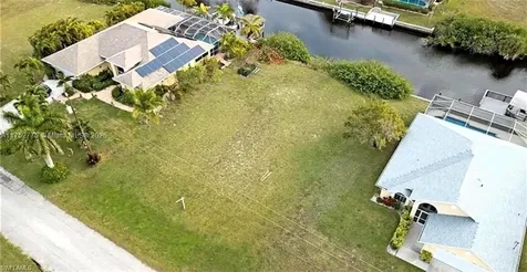 407 NW 33rd Avenue Cape Coral FL 33993