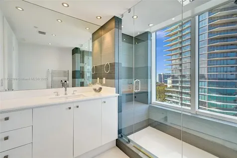 18911 Collins Avenue Sunny Isles Beach FL 33160
