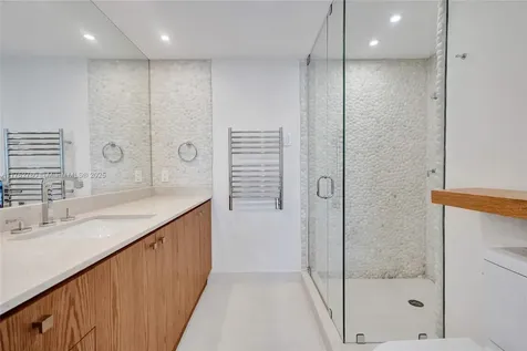 18911 Collins Avenue Sunny Isles Beach FL 33160