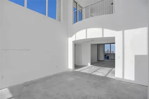 19111 Collins Avenue Sunny Isles Beach FL 33160