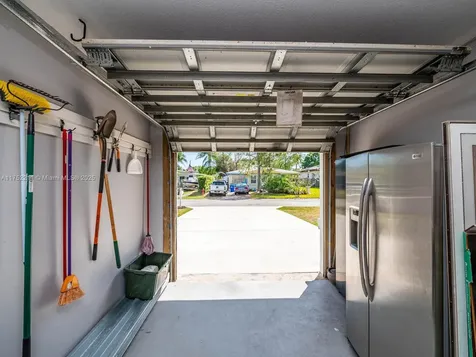 1801 SW 28th Way Fort Lauderdale FL 33312