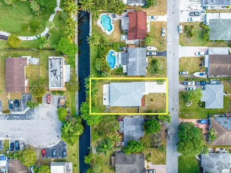 1801 SW 28th Way Fort Lauderdale FL 33312