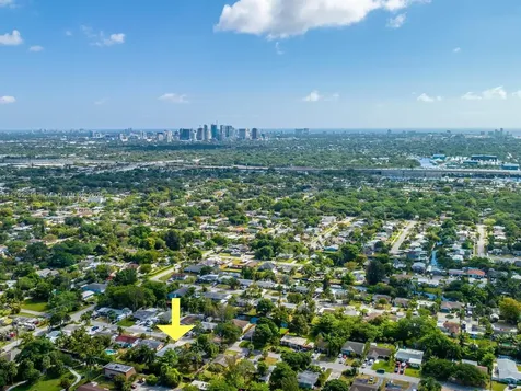1801 SW 28th Way Fort Lauderdale FL 33312