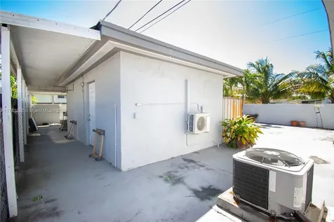 455 SW 121st Avenue Miami FL 33184