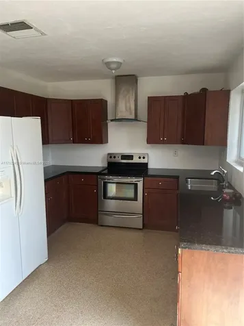 8340 SW 44th Street Miami FL 33155