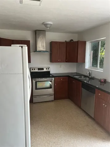 8340 SW 44th Street Miami FL 33155