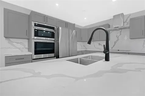 5300 NW 181st Terrace Miami Gardens FL 33055