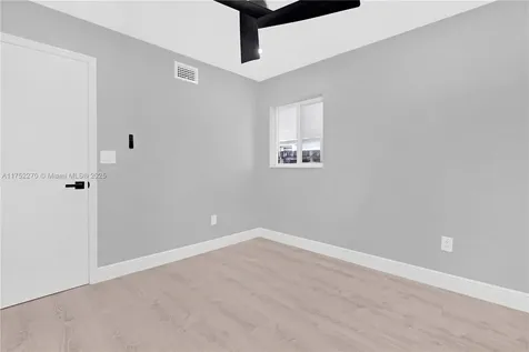 5300 NW 181st Terrace Miami Gardens FL 33055