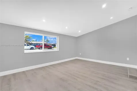 5300 NW 181st Terrace Miami Gardens FL 33055