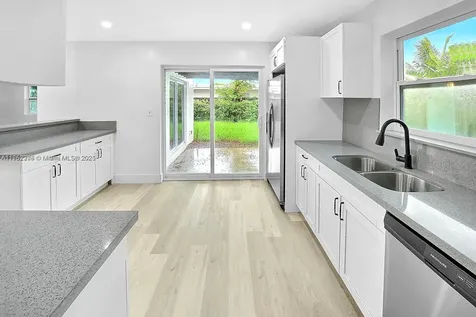 6880 SW 5th Court Pembroke Pines FL 33023
