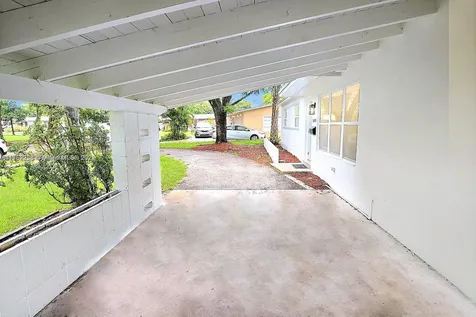 6880 SW 5th Court Pembroke Pines FL 33023
