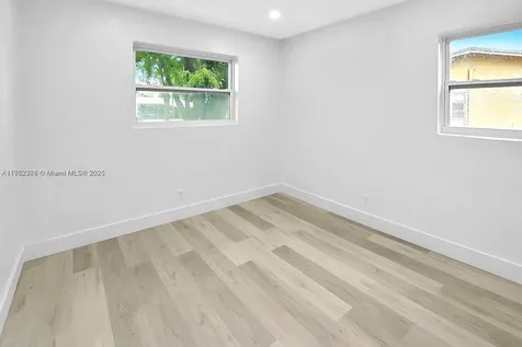 6880 SW 5th Court Pembroke Pines FL 33023