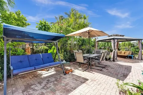 7260 SW 20th Street Plantation FL 33317