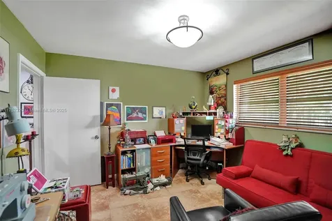 7260 SW 20th Street Plantation FL 33317