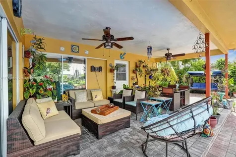 7260 SW 20th Street Plantation FL 33317