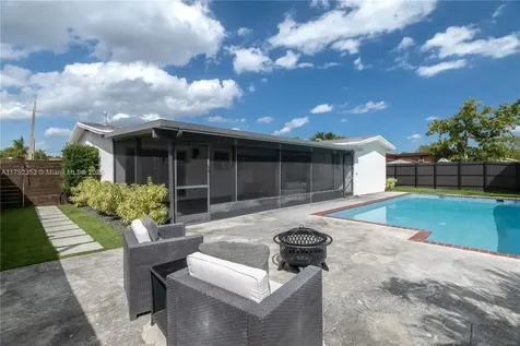 12330 NW 30th Street Sunrise FL 33323