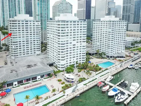 825 Brickell Bay Drive Miami FL 33131
