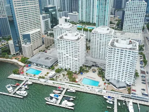 825 Brickell Bay Drive Miami FL 33131