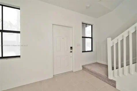 523 SW 19th Terrace Fort Lauderdale FL 33312