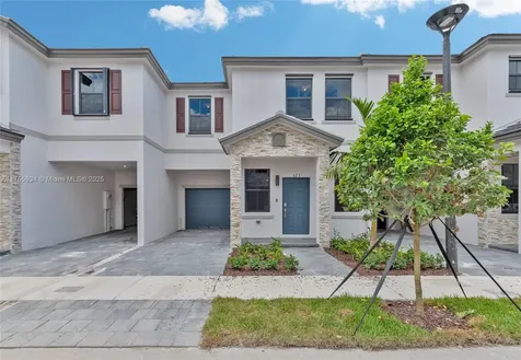 523 SW 19th Terrace Fort Lauderdale FL 33312