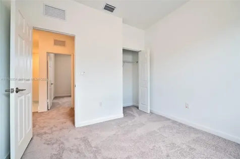 523 SW 19th Terrace Fort Lauderdale FL 33312