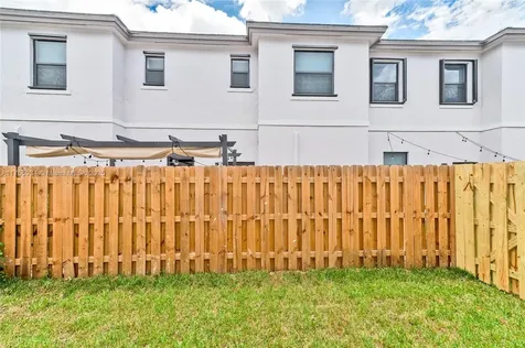 523 SW 19th Terrace Fort Lauderdale FL 33312