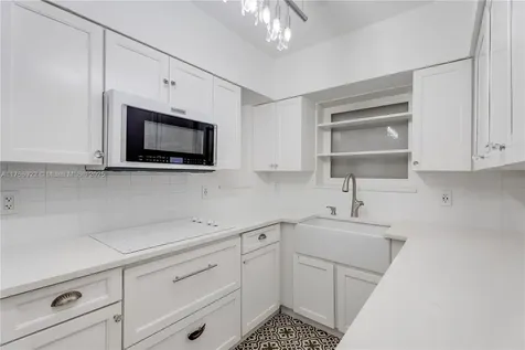2159 SW 23rd Street Miami FL 33145