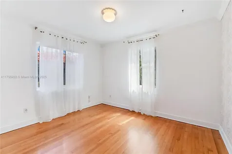 2159 SW 23rd Street Miami FL 33145