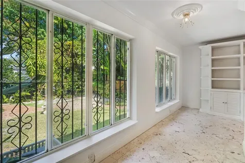 2159 SW 23rd Street Miami FL 33145