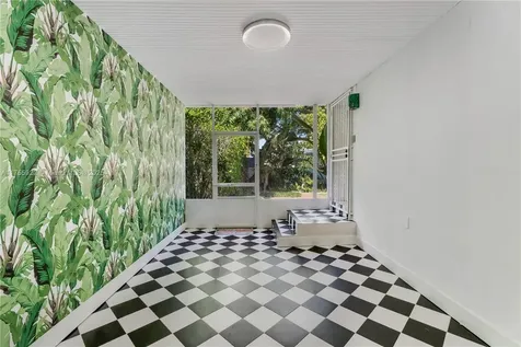 2159 SW 23rd Street Miami FL 33145