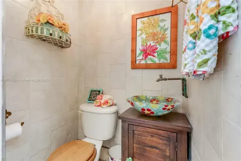 2159 SW 23rd Street Miami FL 33145