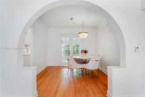 2159 SW 23rd Street Miami FL 33145