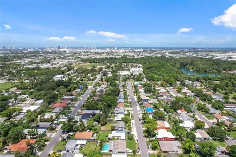 1031 SW 31st Street Fort Lauderdale FL 33315