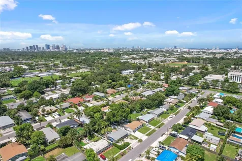 1031 SW 31st Street Fort Lauderdale FL 33315