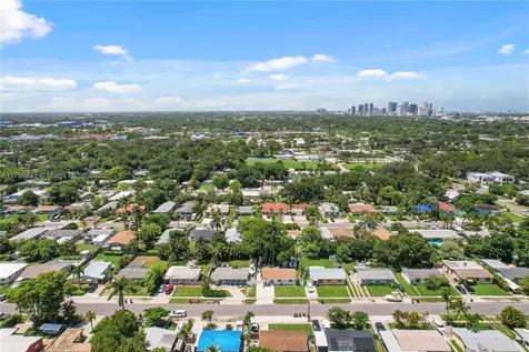1031 SW 31st Street Fort Lauderdale FL 33315