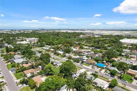 1031 SW 31st Street Fort Lauderdale FL 33315