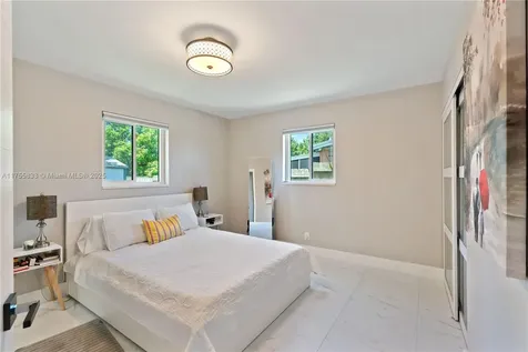 1031 SW 31st Street Fort Lauderdale FL 33315